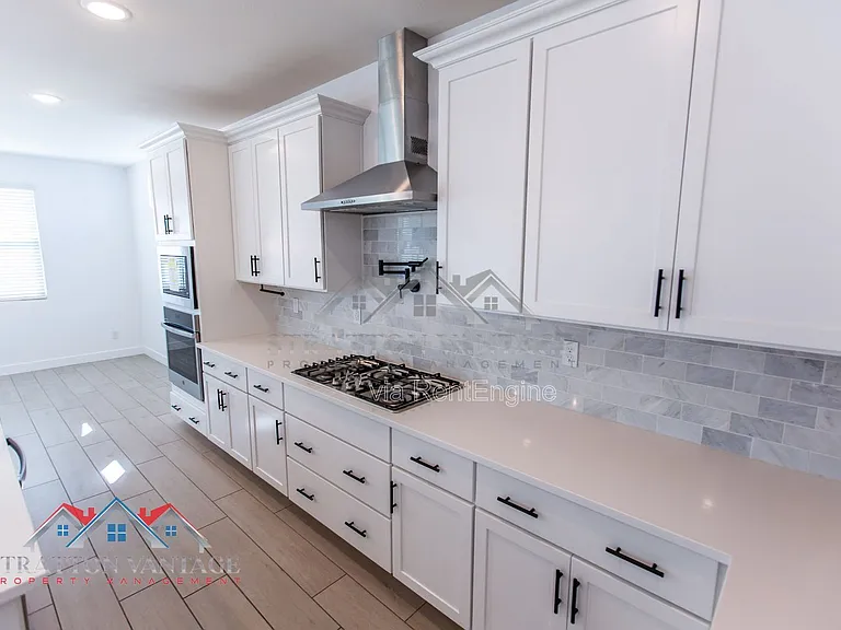 15075 W McKinley St — Photo 22