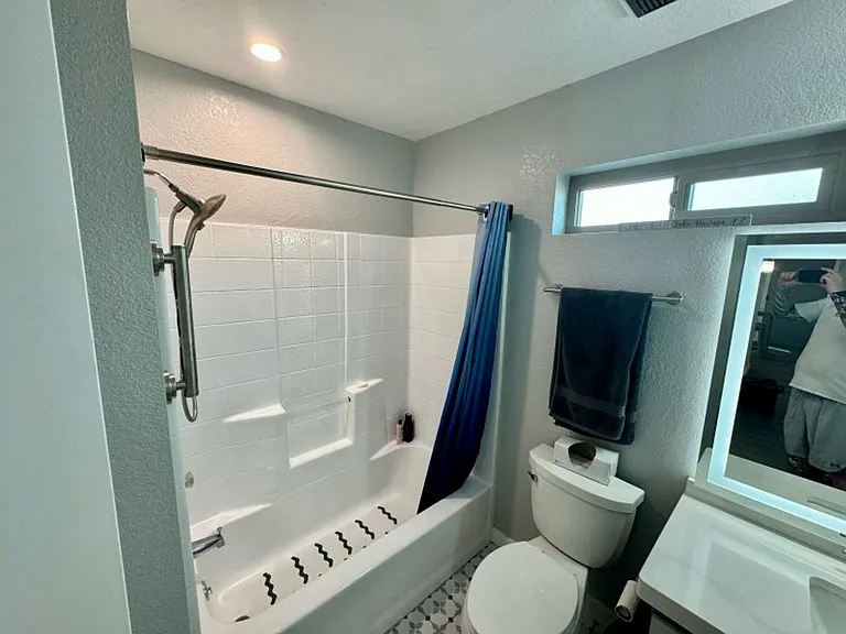 905 Mohican Dr — Photo 7