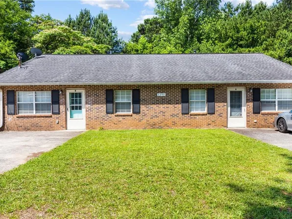 6290 Love St #B, Austell, GA 30168