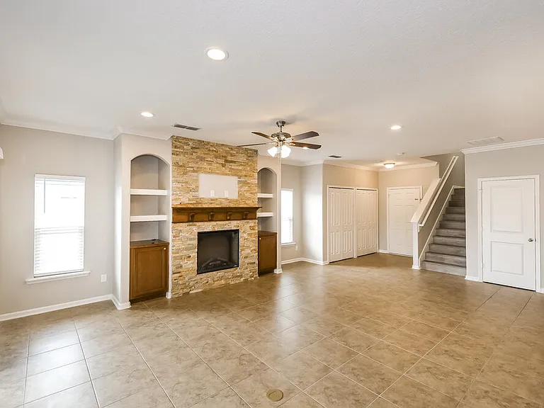 59 Mercutio Ln — Photo 4