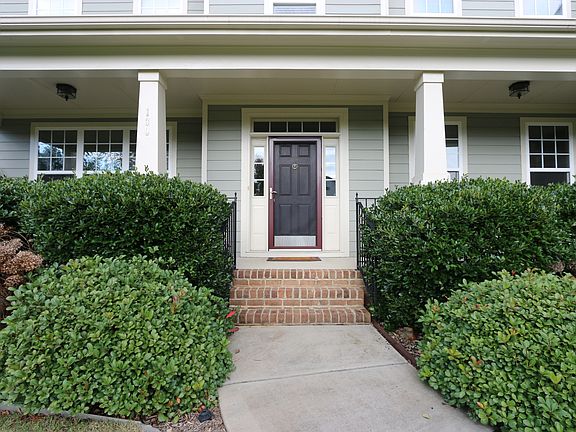 3rd image of 130 Meadow Run Ln