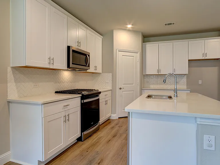 1506 Ironwood Way — Photo 4