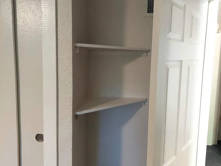 702 Miller St #4 — Photo 12