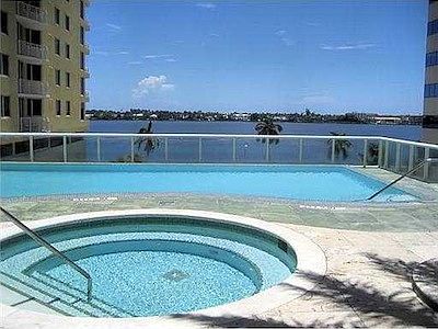 2nd image of 1551 N Flagler Dr #U18-penthouse