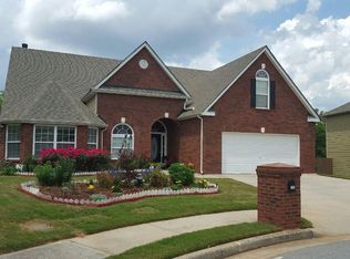 777 Kaitlyn Dr, Loganville, GA