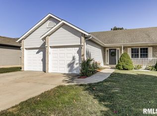 7100 Preston Dr, Springfield, IL 62711