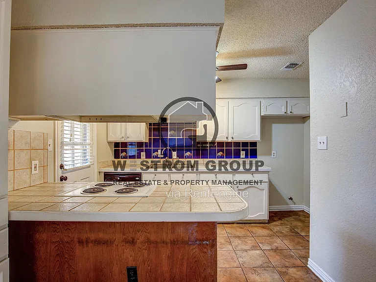 5307 School Hill Cir — Photo 10