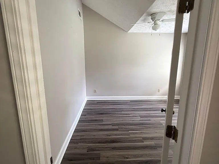2107 Fairway Ct SE — Photo 20