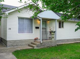 38 Kingswood Ave, Winnipeg, MB R2M 0R4