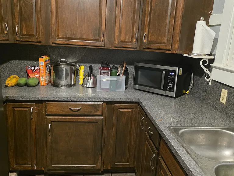 9 W Herrick Dr #1 — Photo 9