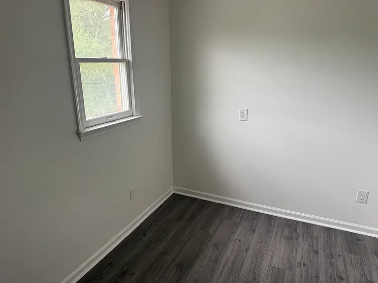 612 Lexington Tpke #101 — Photo 3