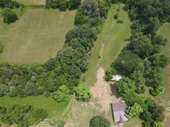 5992 N Dixie Hwy, Bonnieville, KY 42713