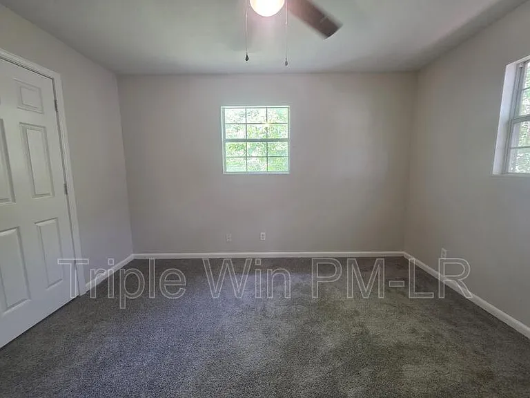 8700 Winston Dr — Photo 22