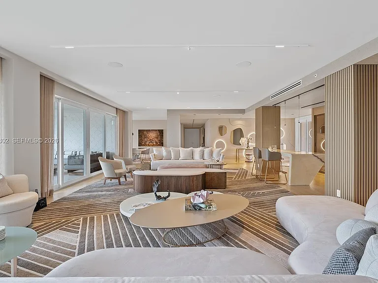5242 Fisher Island Dr #5242 — Photo 22