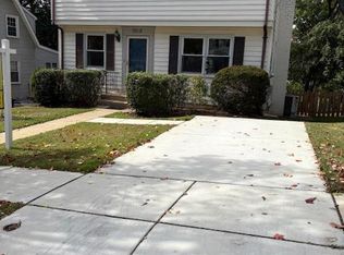 9912 Dickens Ave, Bethesda, MD 20814