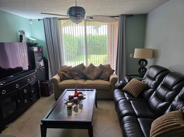 7824 SONOMA SPRINGS Circle #104, Lake Worth, FL 33463