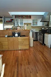 Rented by Tower Brokerage