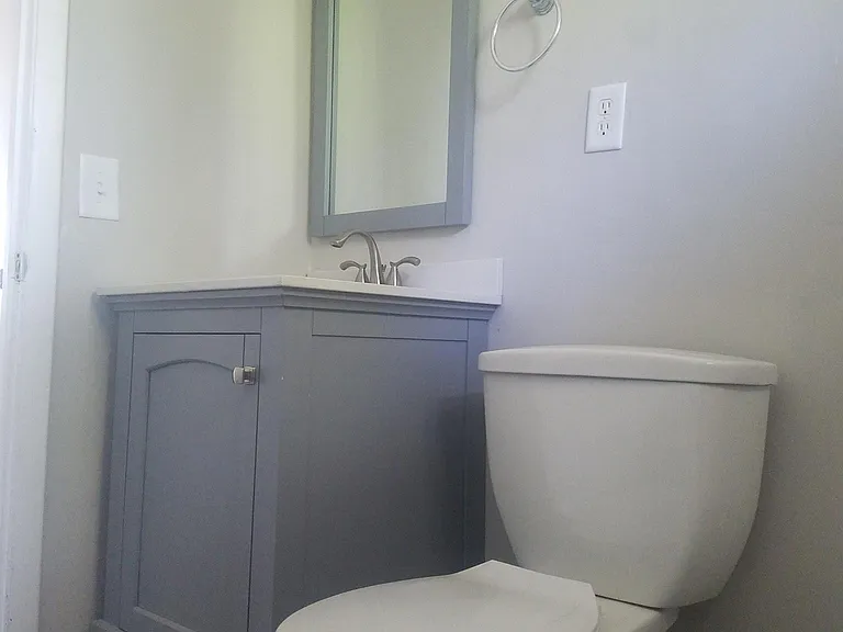 816 Moon Rd #D — Photo 11