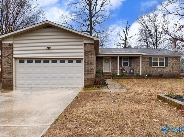 3413 Mastin Lake Rd NW, Huntsville, AL 35810