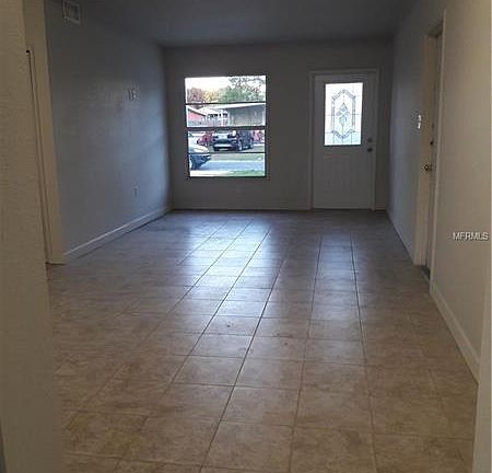 4th image of 6008 N Hale Ave