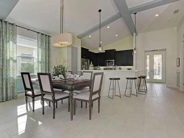 5327 Title Row Dr, Bradenton, FL 34210