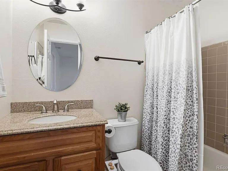 1169 S Monaco Street Pkwy — Photo 16