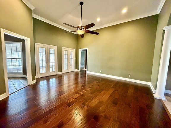 3rd image of 280 Church St