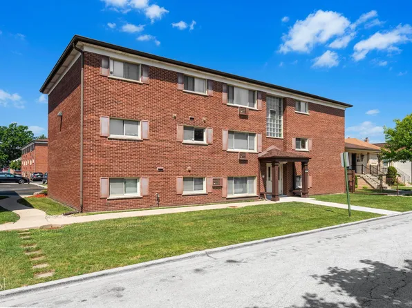 2541 Thatcher Ave APT 2D, River Grove, IL 60171