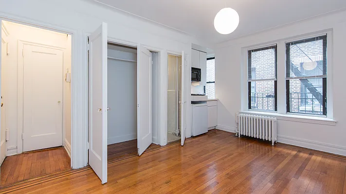 Rented by Garfield Realty  | media 19