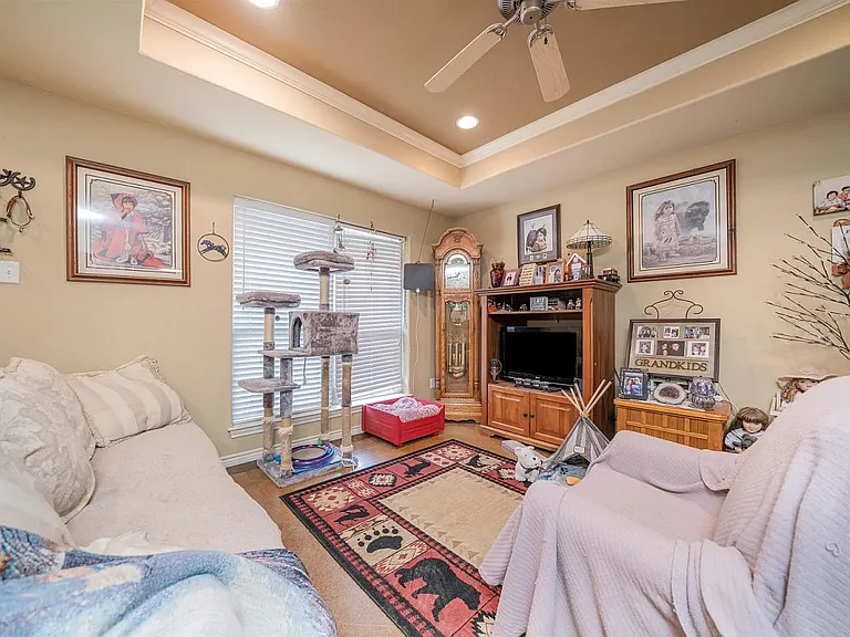 271 Lawrence Rd #B — Photo 10