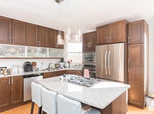 2108 W Addison St #3, Chicago, IL 60618