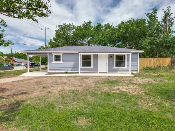 210 W Shelton St, Alvarado, TX 76009