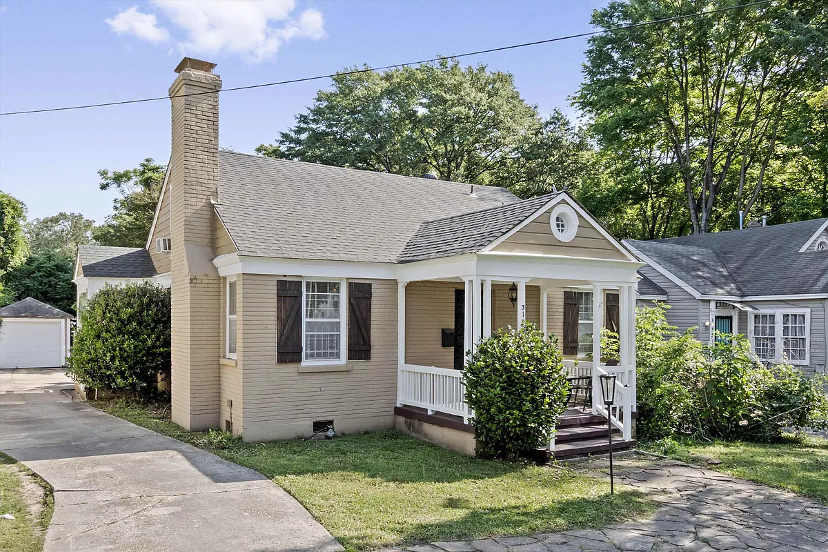 Building Photo - 3132 Carnes Ave
