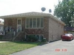 8035 W 83rd Pl, Justice, IL 60458