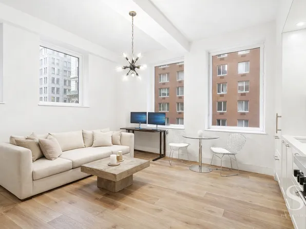 93 Worth Street image 1 of 8