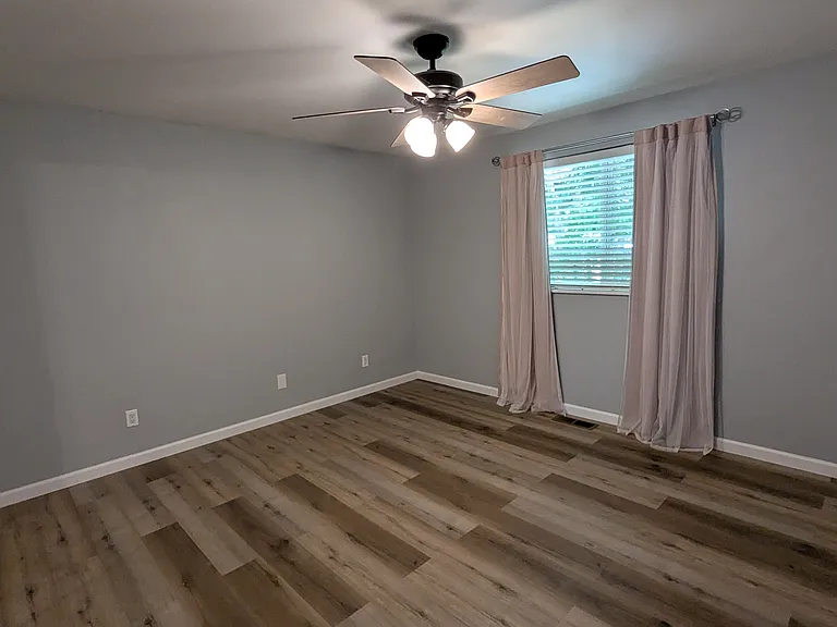 1107 NW Springer Way — Photo 15