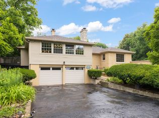 828 E 14th St, Lombard, IL 60148