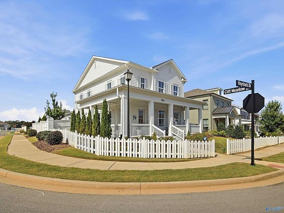 3rd image of 234 Haystack Dr