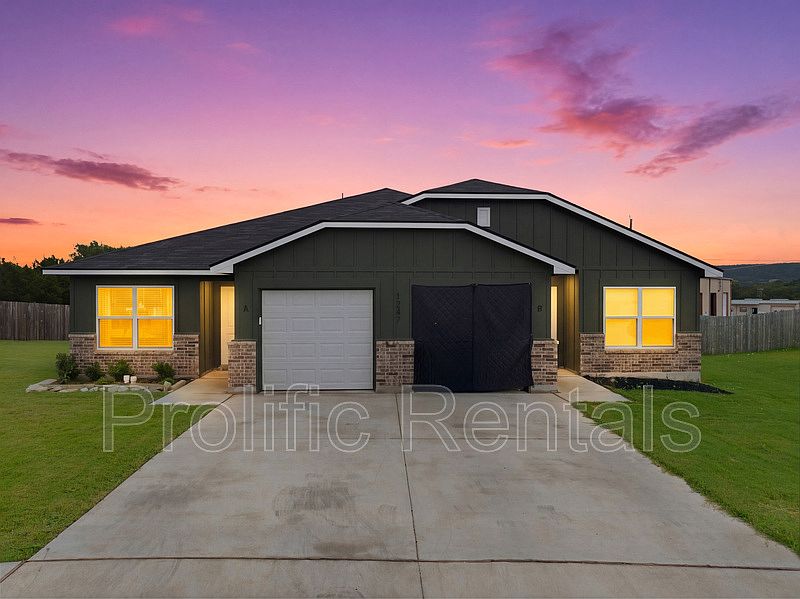 1st image of 1247 Concord Dr #A