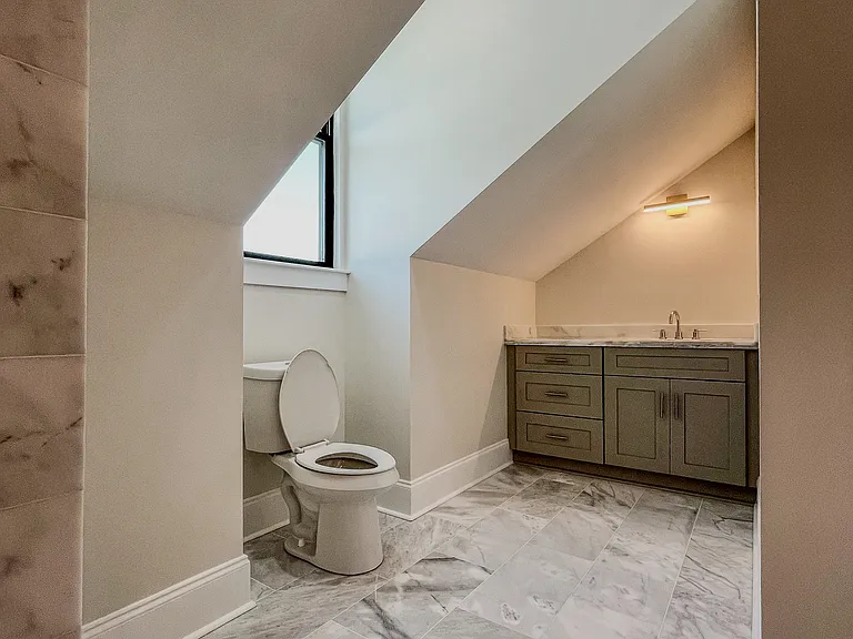 1427 Esplanade Ave #104 — Photo 12