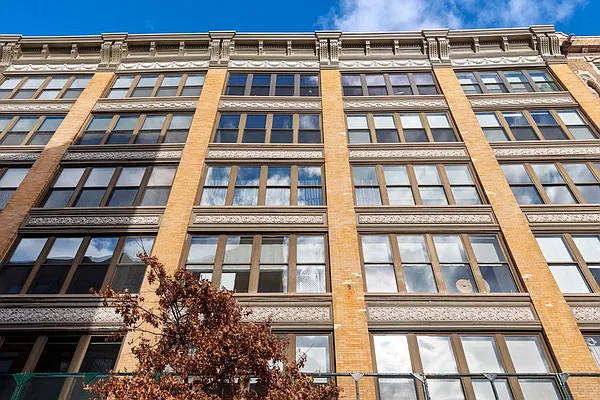 Sold by Nest Seekers International | media 34