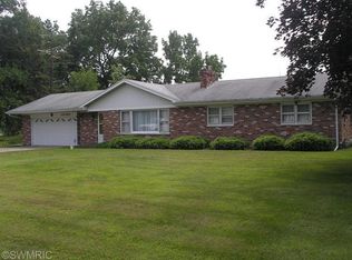 15103 S Northpark Dr, Constantine, MI 49042