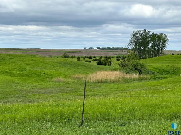 462 Avenue, Chancellor, SD 57015