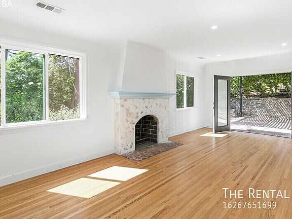 3rd image of 4115 Barrett Rd