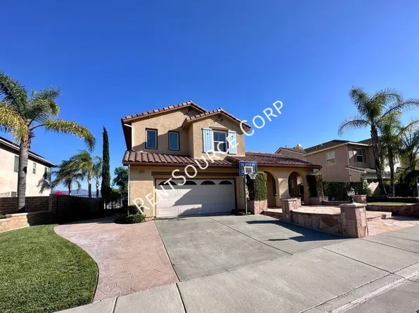 28479 Falcon Crest Dr, Canyon Country, CA 91351