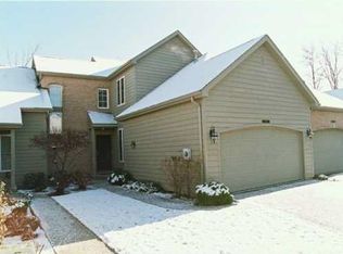 1311 Lake Stream Ct, Mishawaka, IN