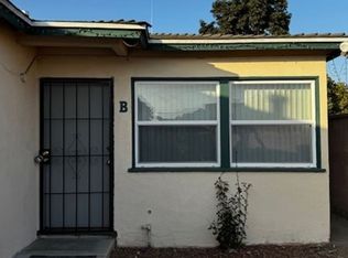 1301 E Kay St #B, Compton, CA 90221