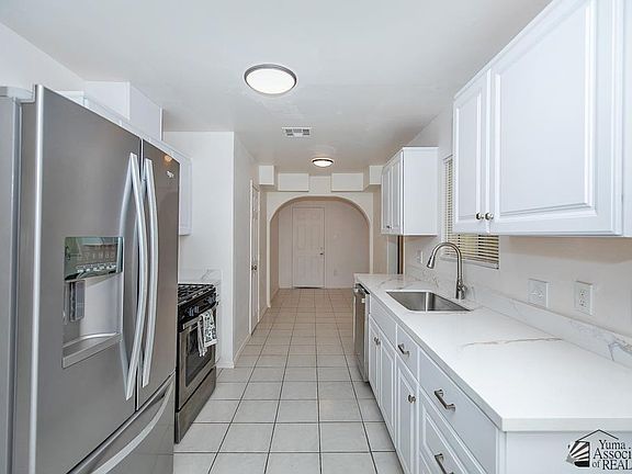 5th image of 1914 W 5th Pl