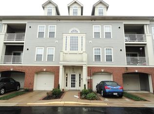 11338 Westbrook Mill Ln UNIT 103, Fairfax, VA 22030