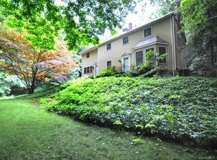 487 N Georges Hill Rd, Southbury, CT 06488